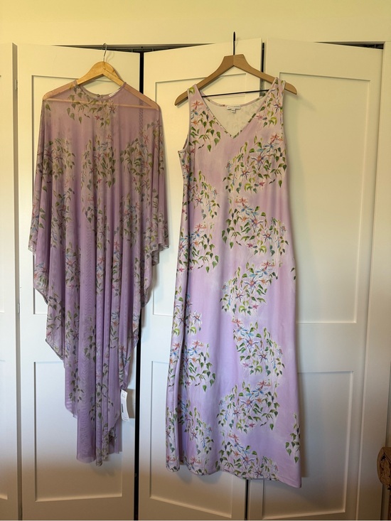Ala von auersperg Dresses & Skirts - Ala von auersperg purple floral maxi and purple floral poncho
